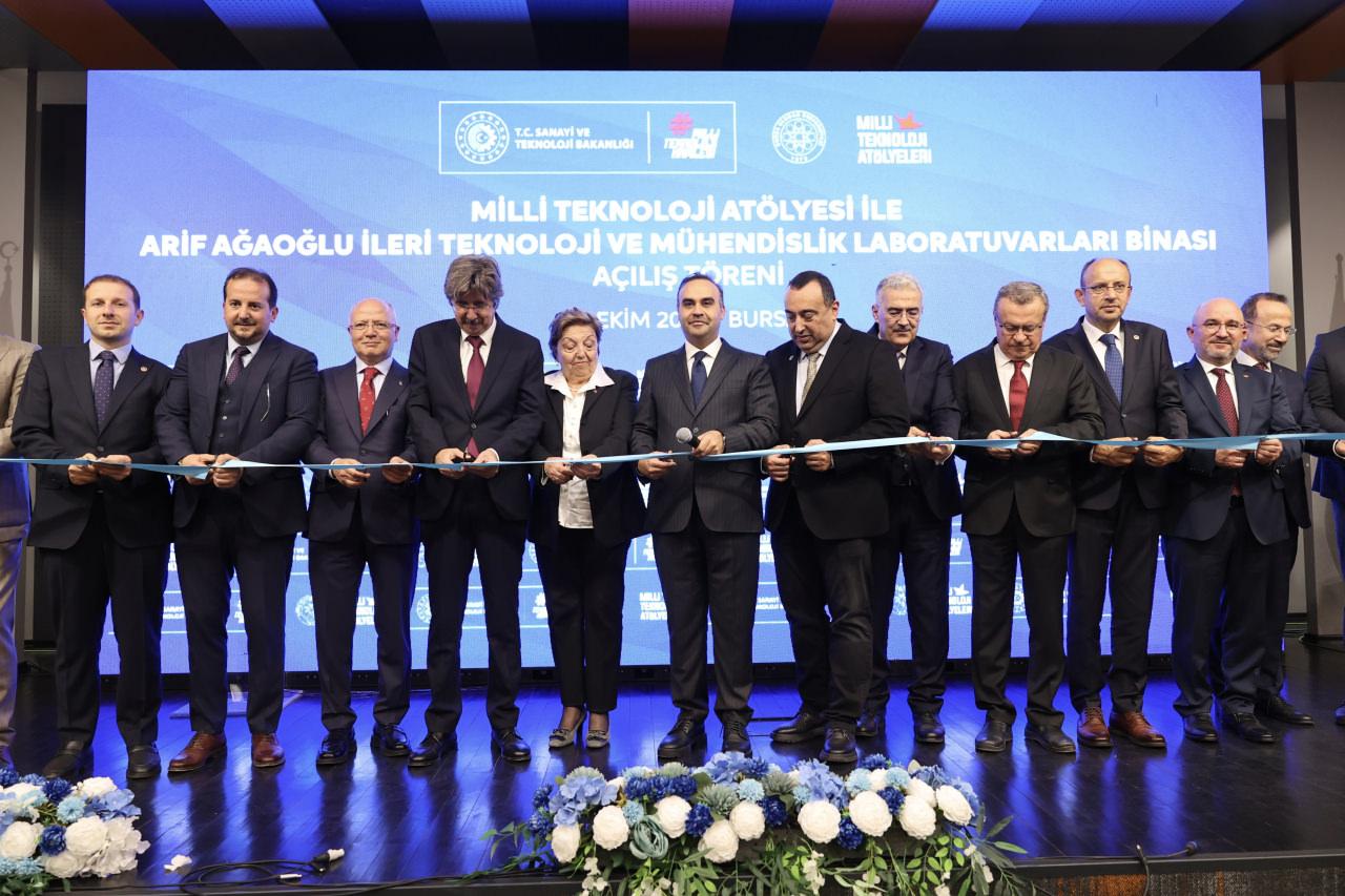 Bakan Kacır Elektrikli Araçlar Üzerine Konuşuyor